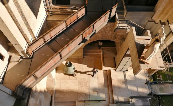 How Virtual Reality Influences Museum Experience How Virtual Reality Influences Museum Experience